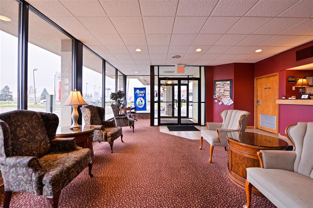 Quality Inn & Suites Albert Lea Interior photo